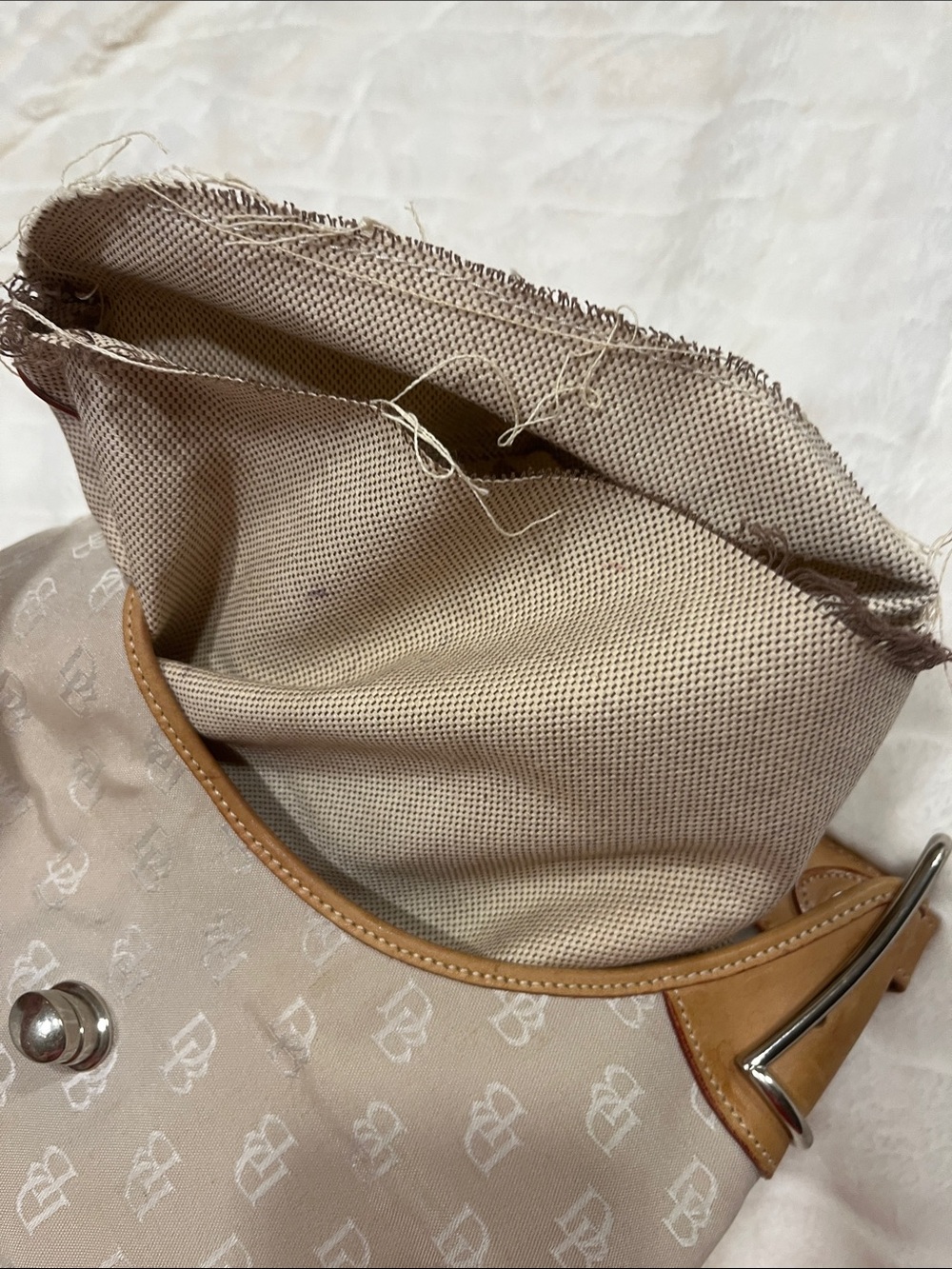 Dooney & Bourke Beige Monogram Shoulder Bag with Tan Trim - Picture 10 of 10